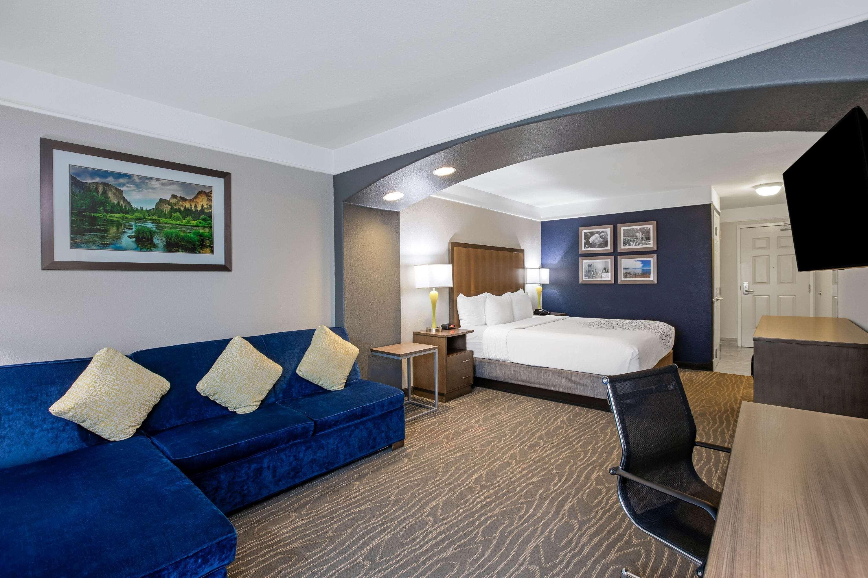 Отель La Quinta By Wyndham Manteca - Ripon Экстерьер фото